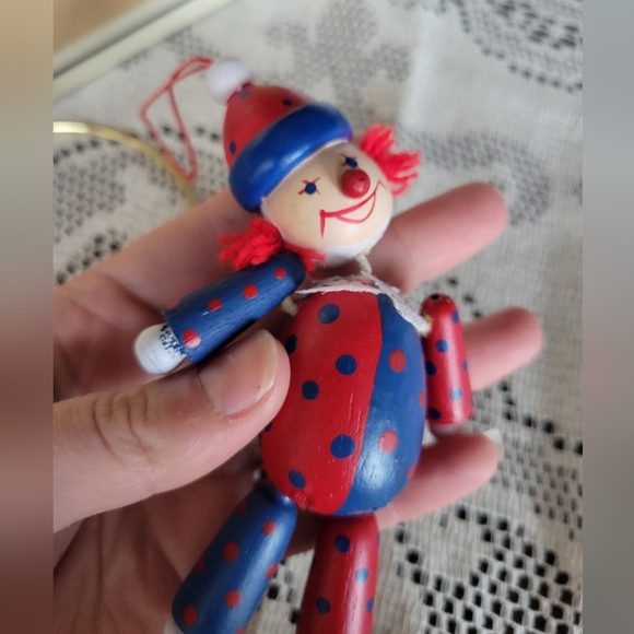 Vintage Christmas clown ornament with posable legs from Ebeling & Reuss - Picture 2 of 4